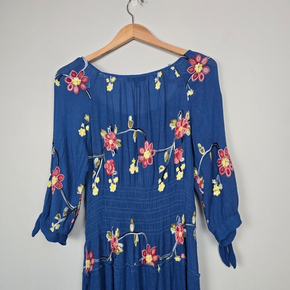 Floral Blue Maxi Dress - Picture 11 of 12